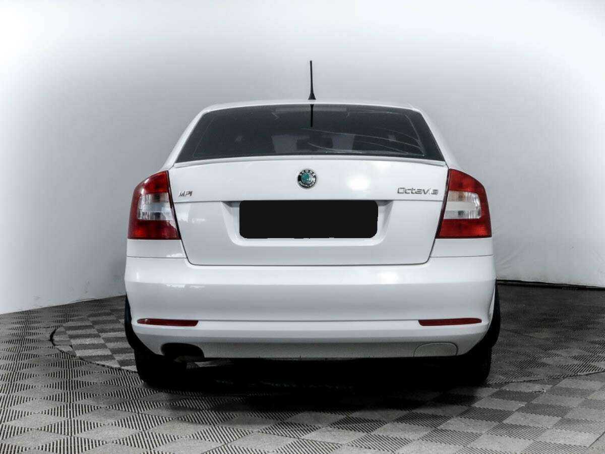 Skoda Octavia с пробегом — 2011 год. Фото: #3