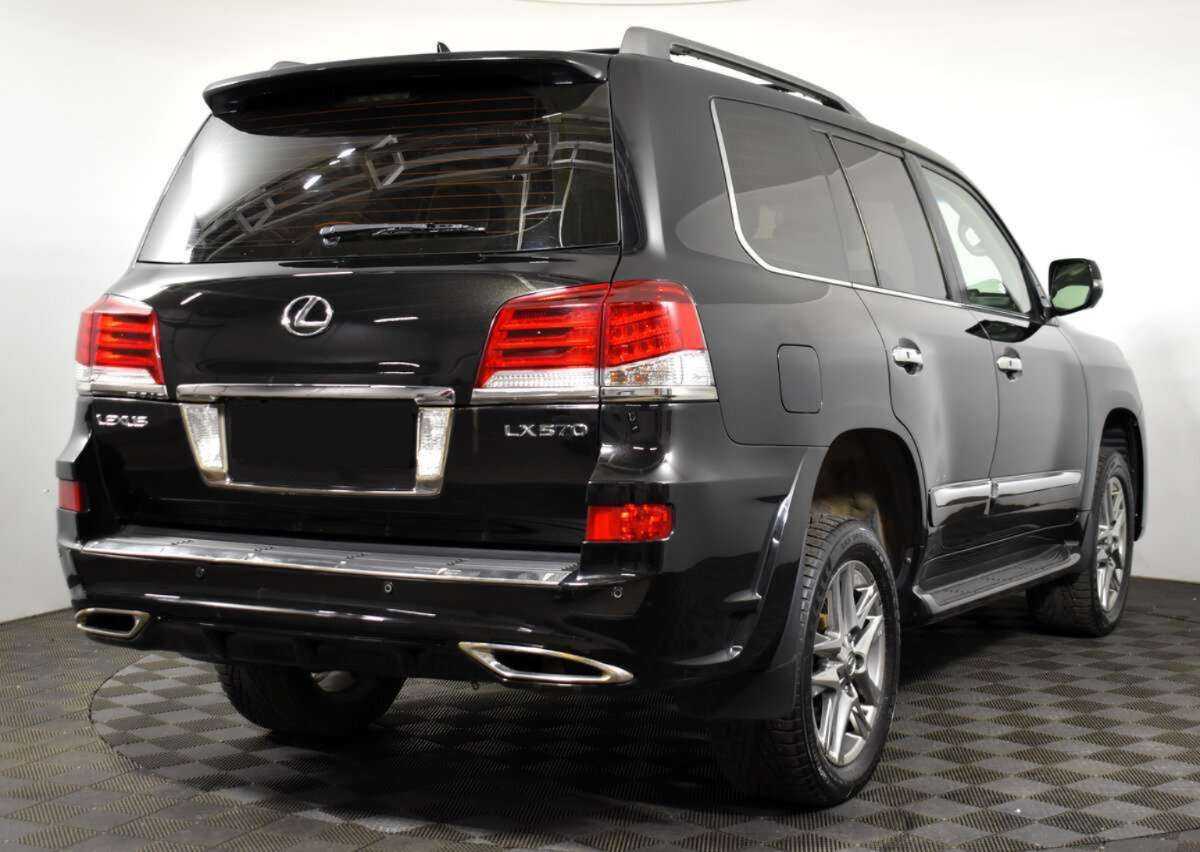Lexus LX с пробегом — 2013 год. Фото: #2