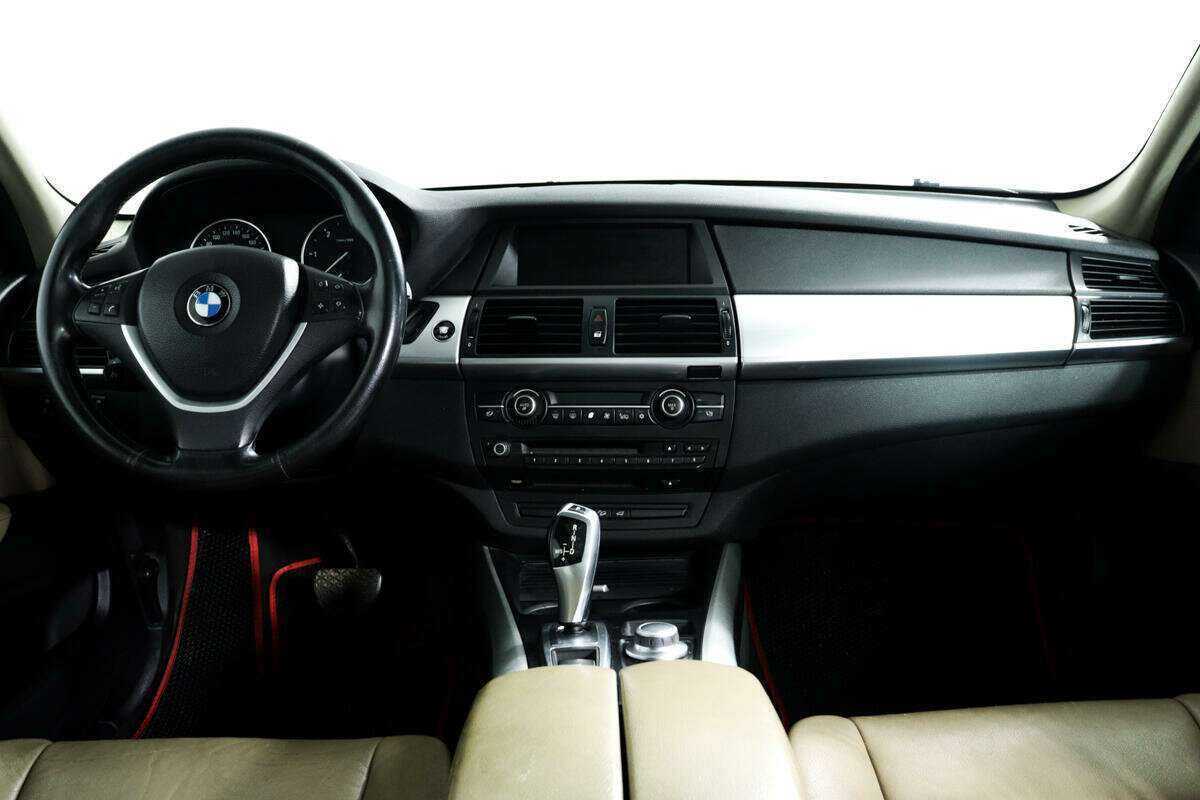 BMW X5 с пробегом — 2009 год. Фото: #10