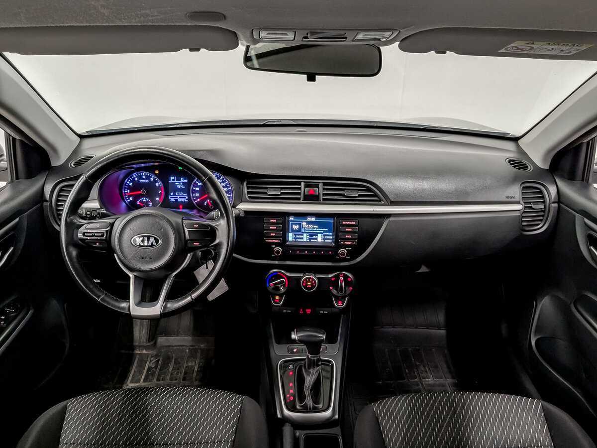 Kia Rio с пробегом — 2020 год. Фото: #13