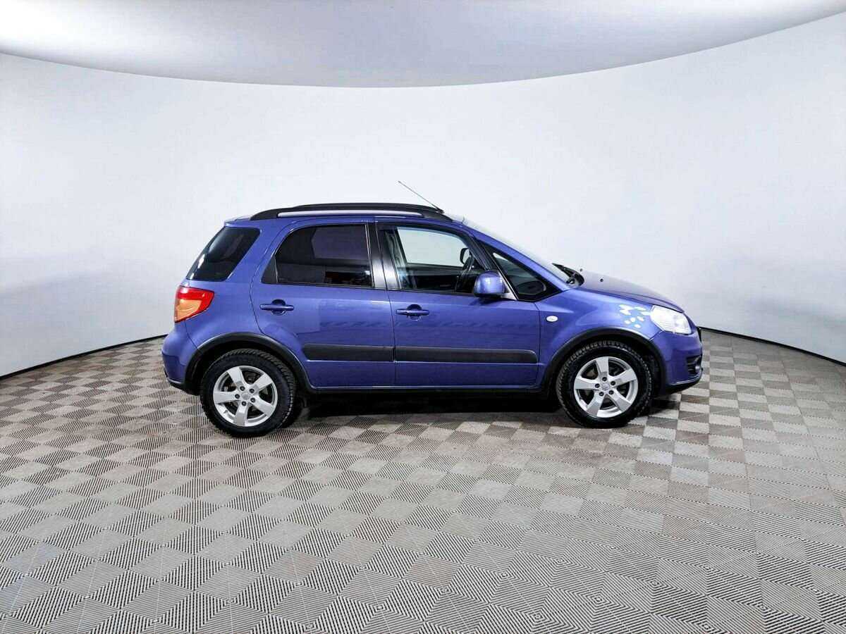 Suzuki SX4 с пробегом — 2012 год. Фото: #3