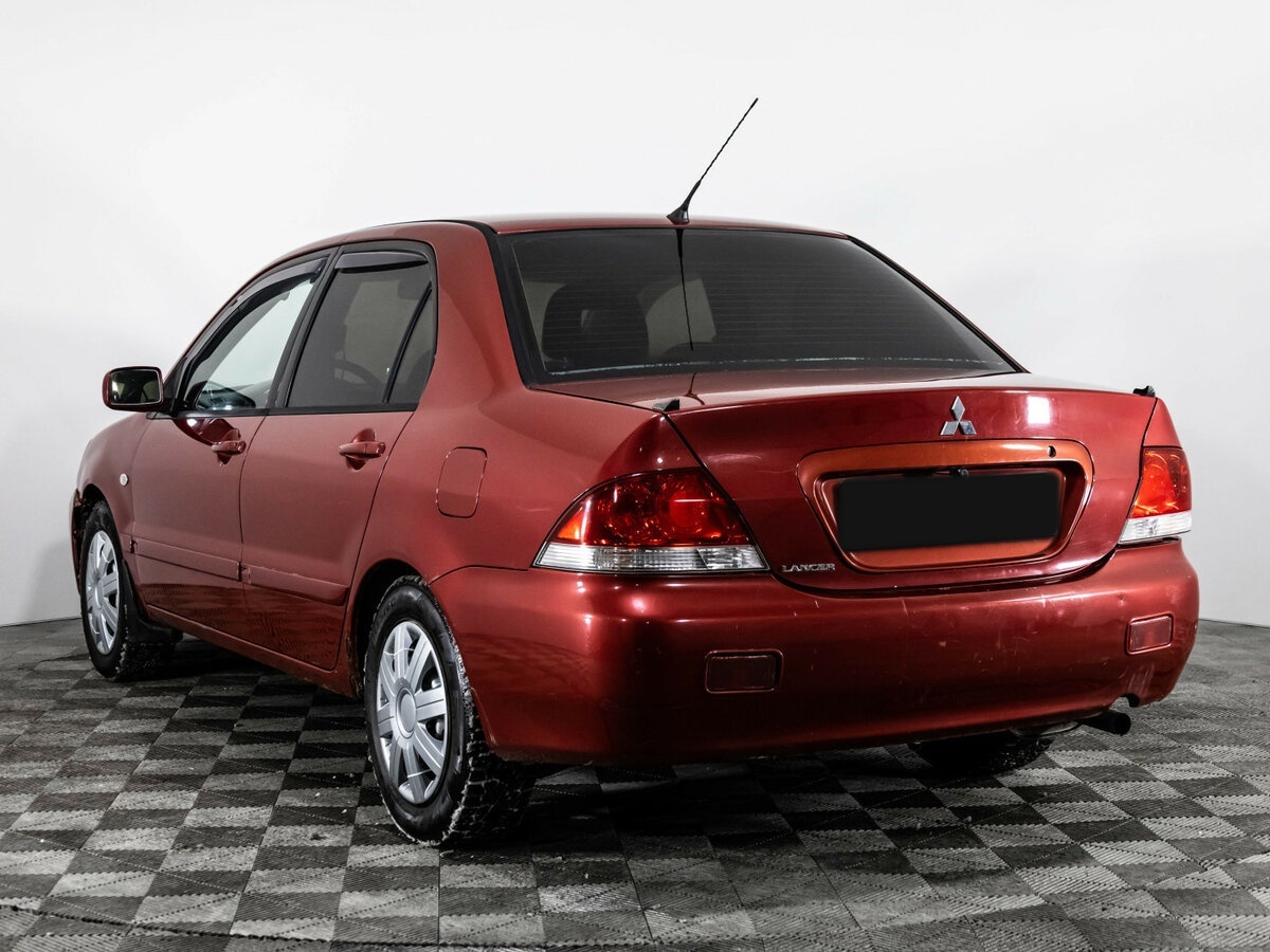 Mitsubishi Lancer с пробегом — 2005 год. Фото: #5