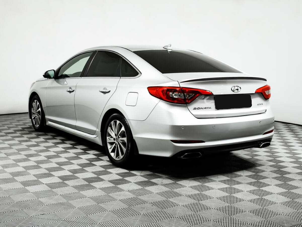Hyundai Sonata с пробегом — 2014 год. Фото: #6