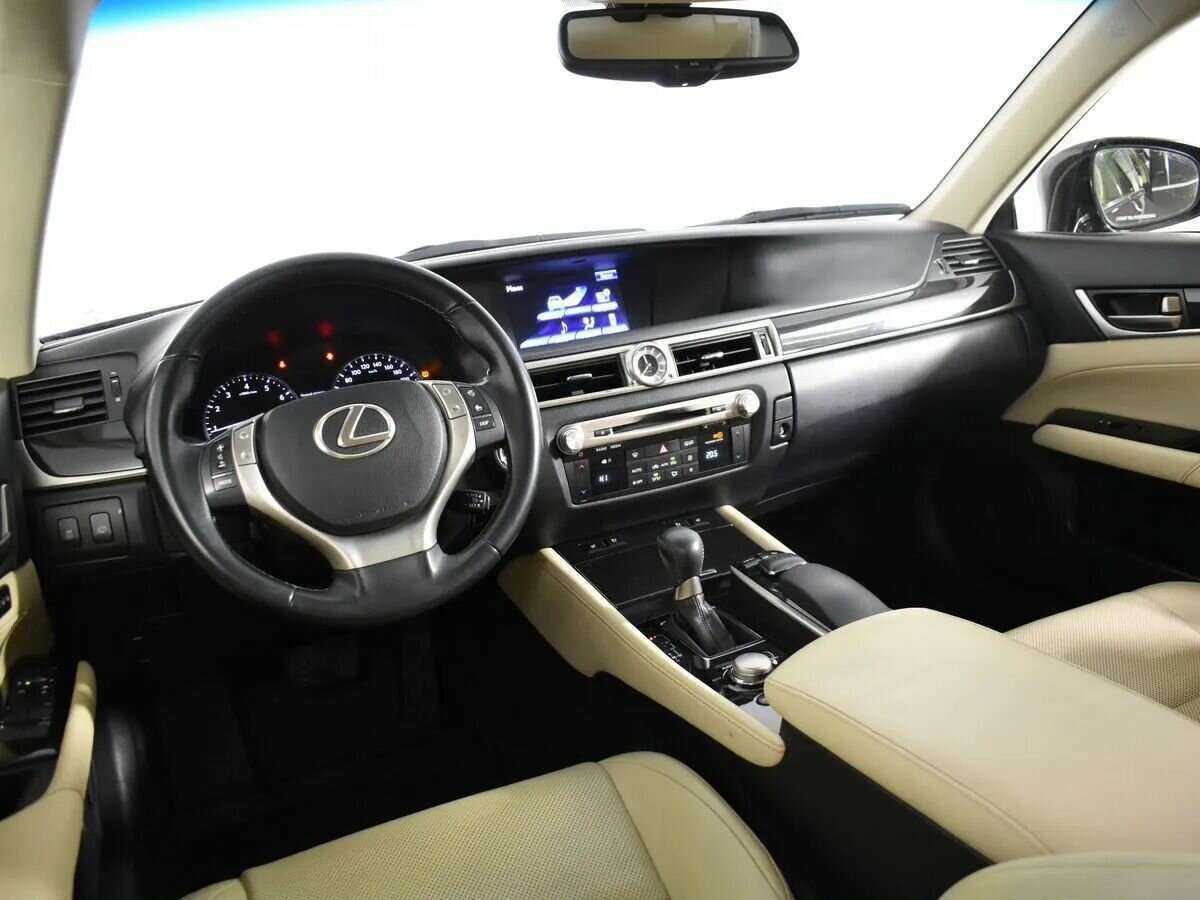 Lexus GS с пробегом — 2012 год. Фото: #14