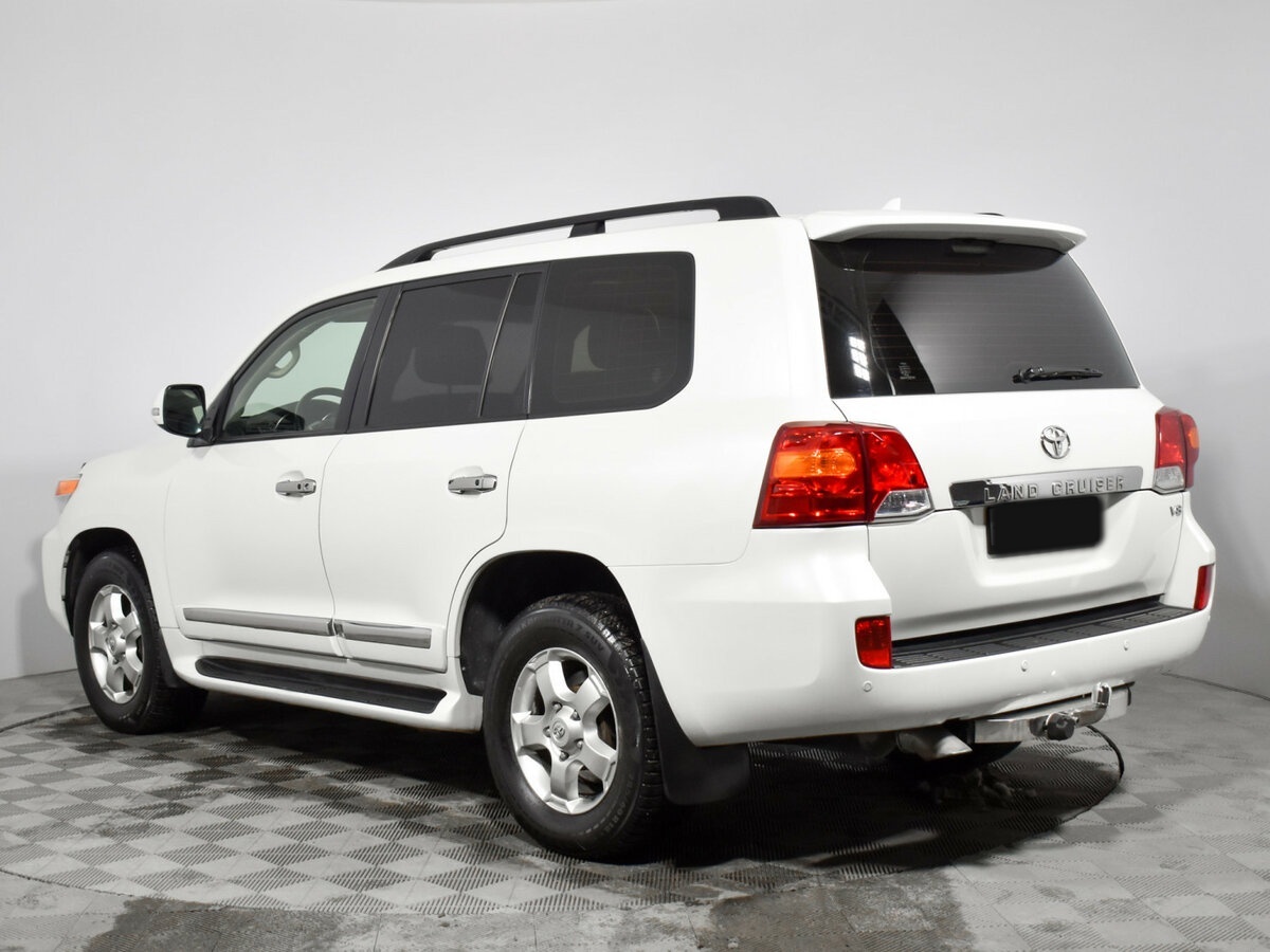 Toyota Land Cruiser с пробегом — 2013 год. Фото: #5