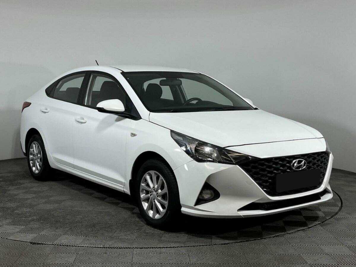 Hyundai Solaris с пробегом — 2020 год. Фото: #2