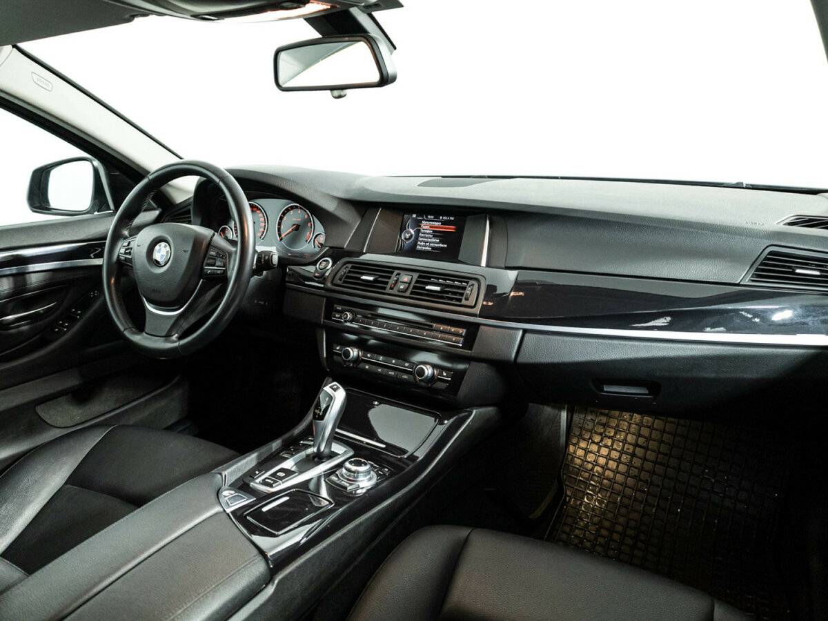BMW 5 серии с пробегом — 2014 год. Фото: #8