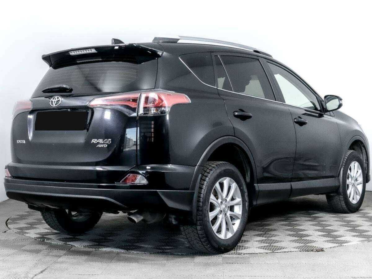 Toyota RAV4 с пробегом — 2016 год. Фото: #3