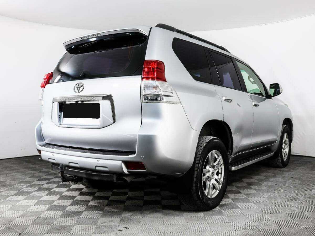 Toyota Land Cruiser Prado с пробегом — 2011 год. Фото: #4