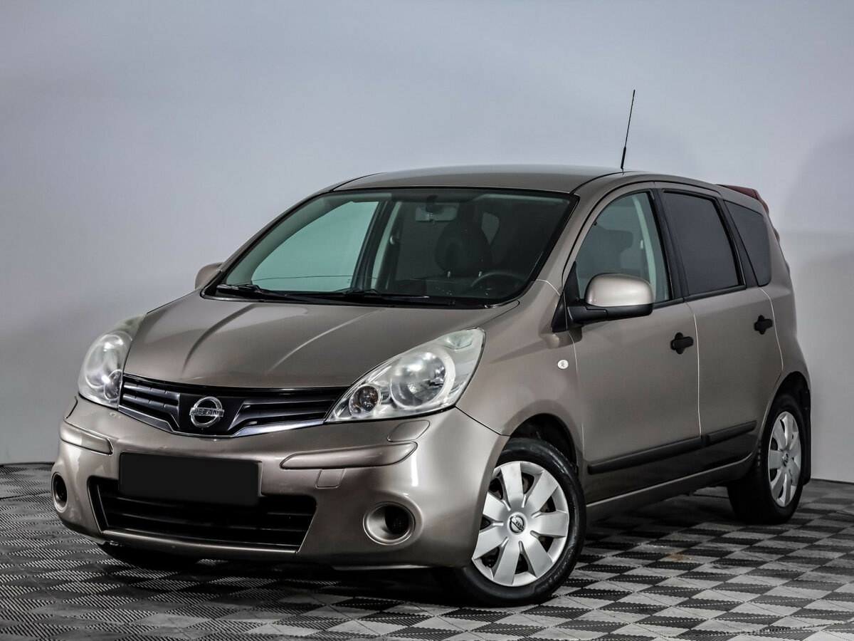 Nissan Note с пробегом — 2010 год. Посмотреть фото