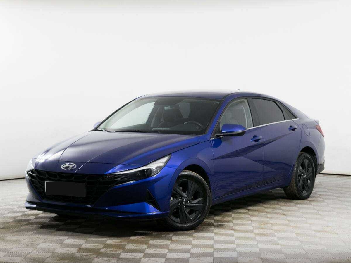 Hyundai Elantra с пробегом — 2021 год. Посмотреть фото