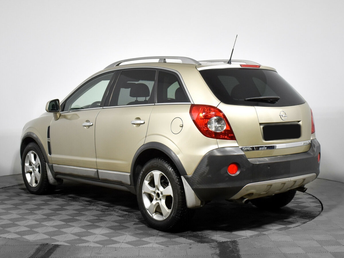 Opel Antara с пробегом — 2010 год. Фото: #5