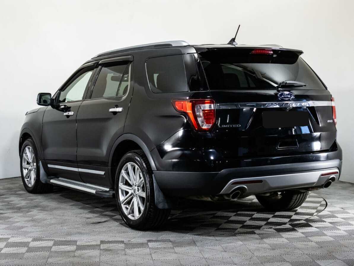 Ford Explorer с пробегом — 2017 год. Фото: #5