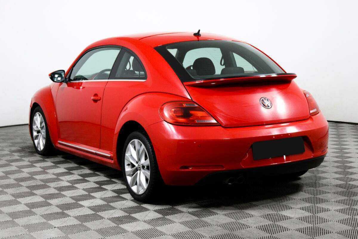 Volkswagen Beetle с пробегом — 2014 год. Фото: #5