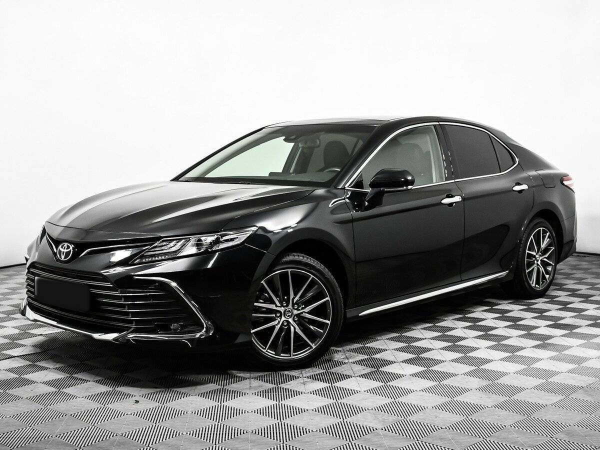 Toyota Camry с пробегом — 2023 год. Посмотреть фото