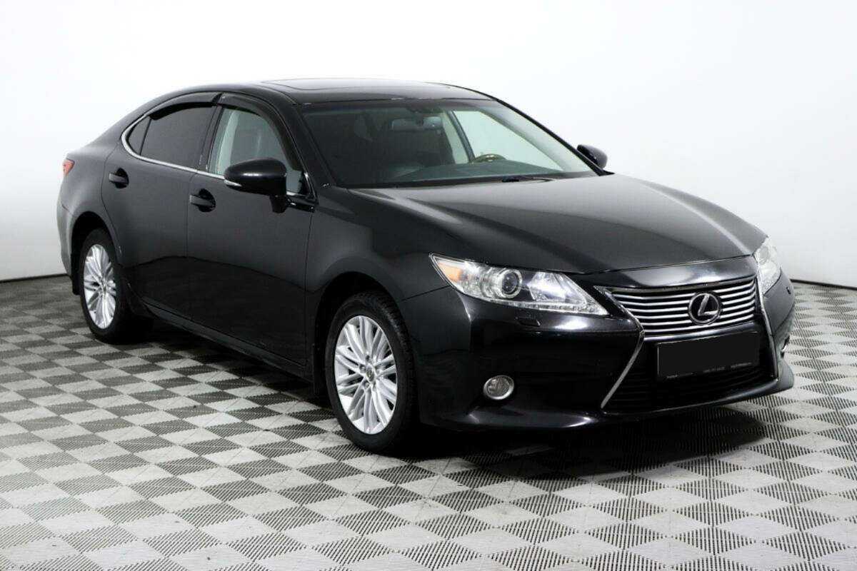 Lexus ES с пробегом — 2013 год. Фото: #2