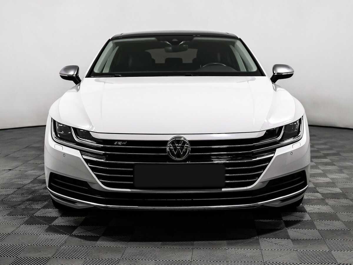 Volkswagen Arteon с пробегом — 2019 год. Фото: #1