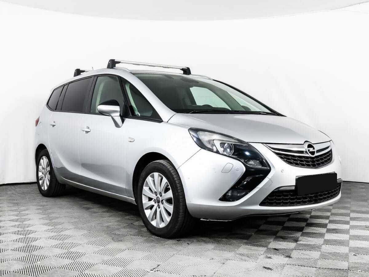 Opel Zafira с пробегом — 2014 год. Фото: #2