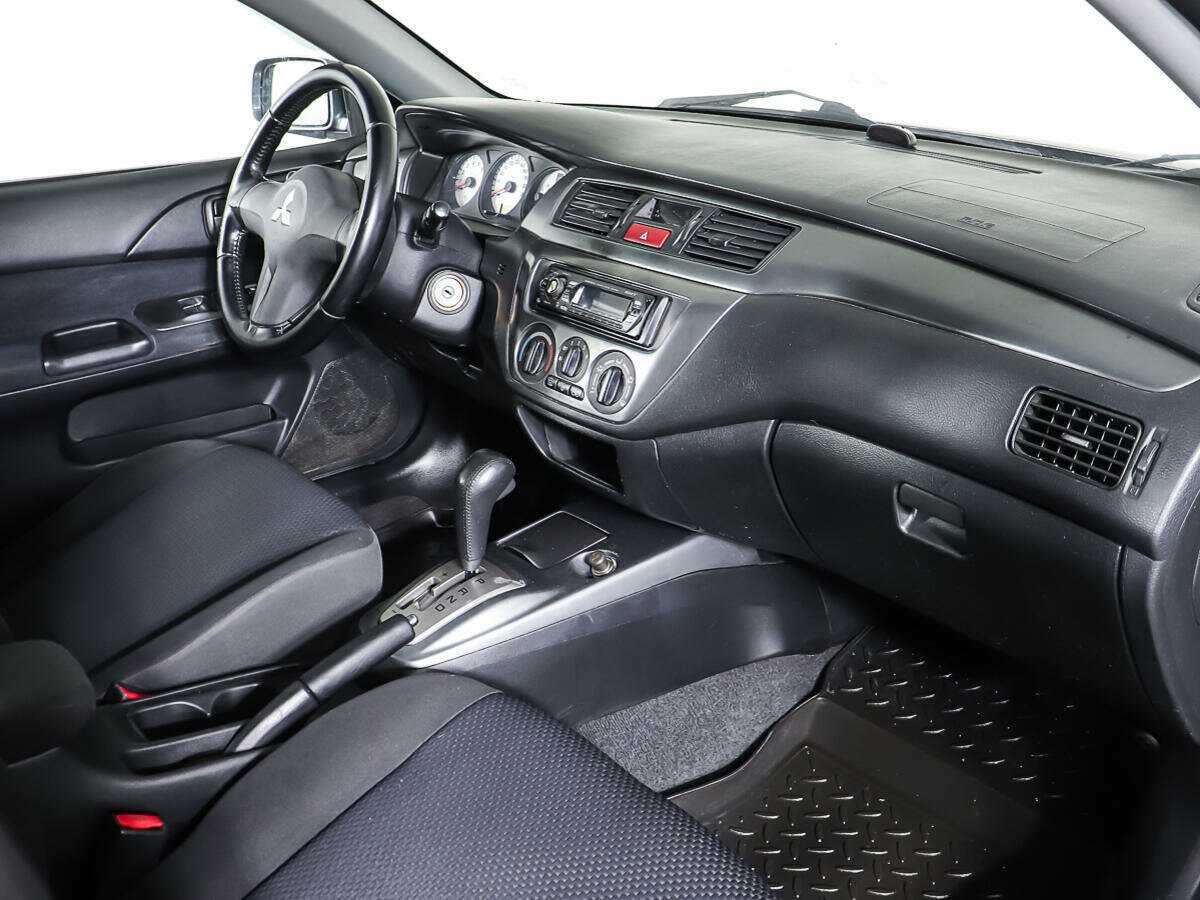 Mitsubishi Lancer с пробегом — 2007 год. Фото: #8