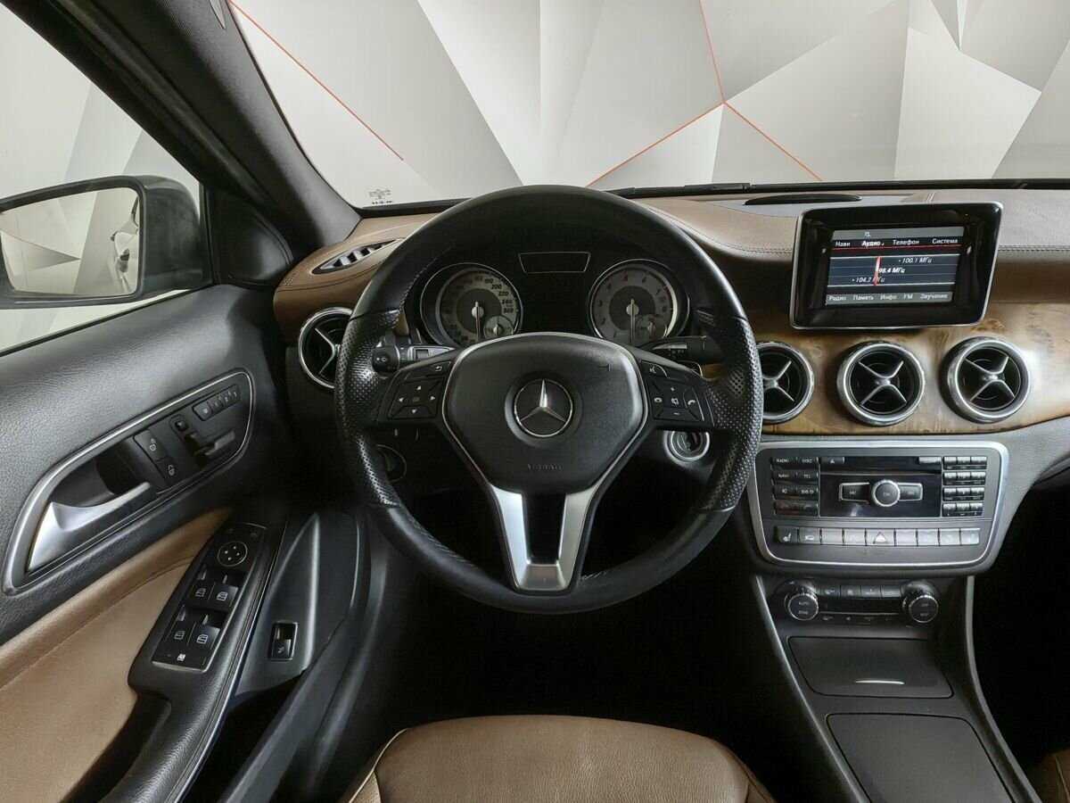 Mercedes-Benz GLA с пробегом — 2014 год. Фото: #14