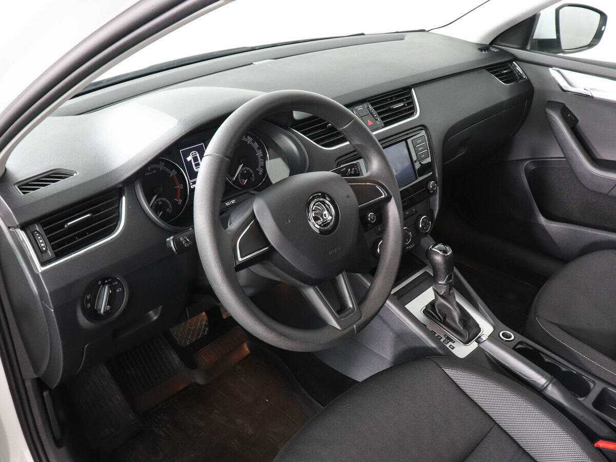 Skoda Octavia с пробегом — 2018 год. Фото: #8