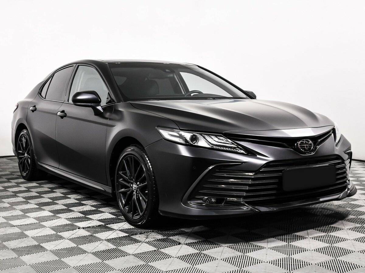 Toyota Camry с пробегом — 2023 год. Фото: #2