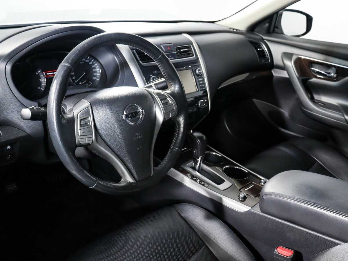 Nissan Teana с пробегом — 2015 год. Фото: #10