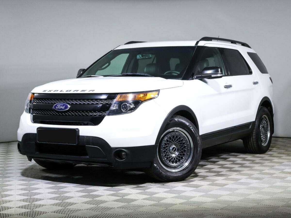Ford Explorer с пробегом — 2015 год. Посмотреть фото