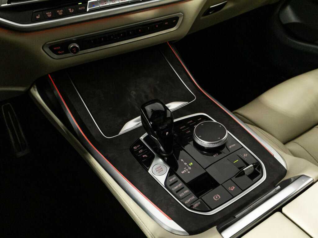 BMW X7 с пробегом — 2020 год. Фото: #24