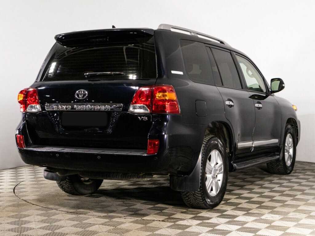 Toyota Land Cruiser с пробегом — 2014 год. Фото: #4