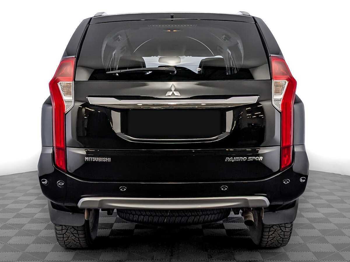 Mitsubishi Pajero Sport с пробегом — 2020 год. Фото: #5