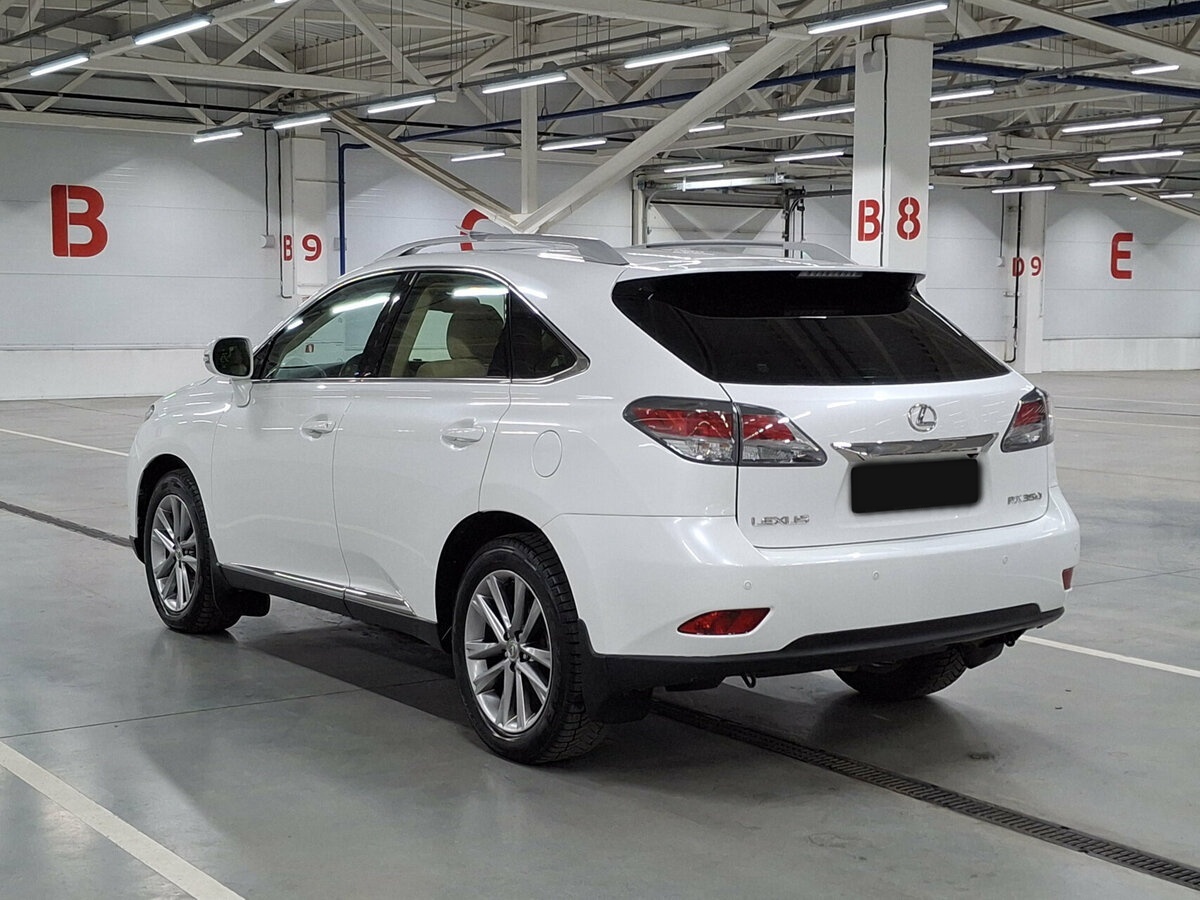 Lexus RX с пробегом — 2012 год. Фото: #6