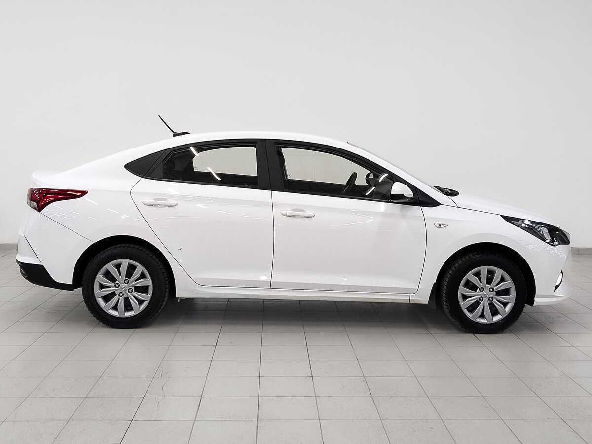 Hyundai Solaris с пробегом — 2021 год. Фото: #3