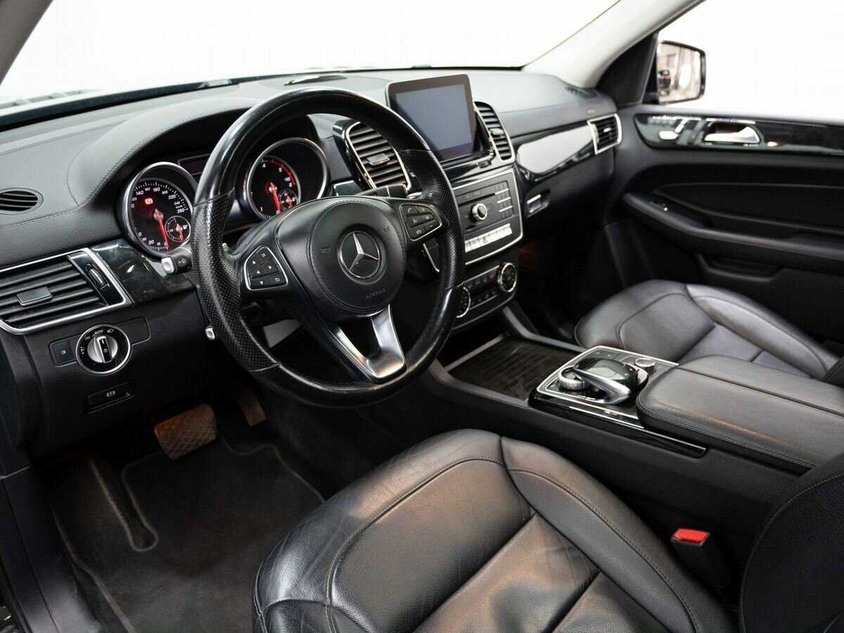 Mercedes-Benz GLS с пробегом — 2016 год. Фото: #6
