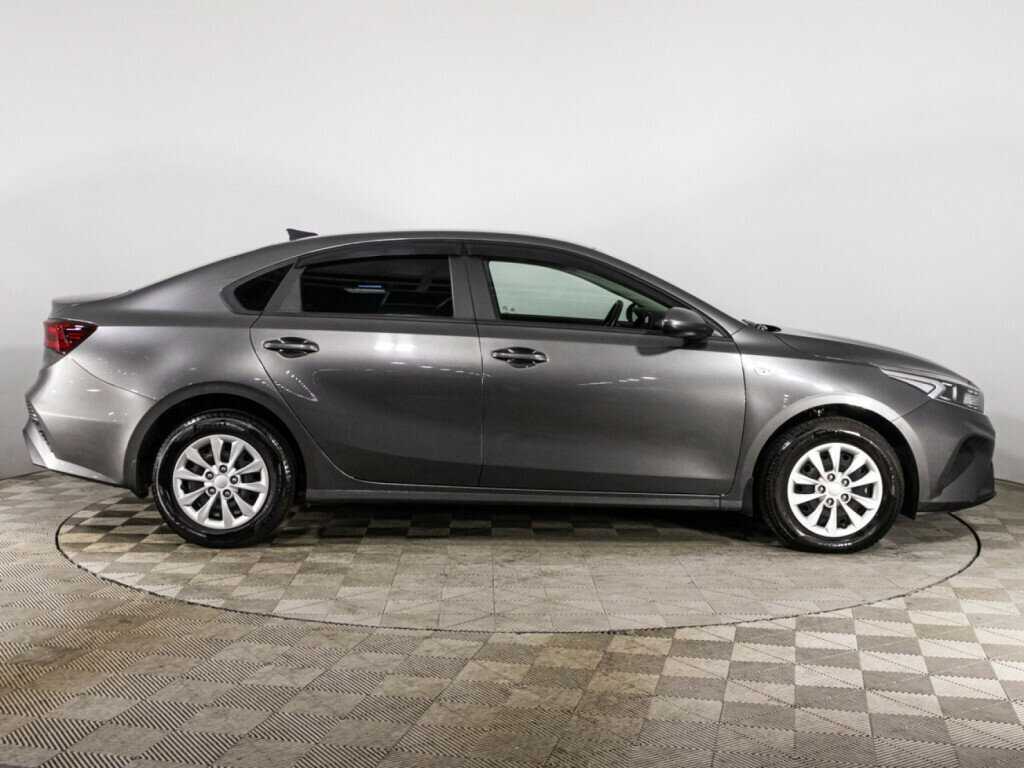 Kia Cerato с пробегом — 2022 год. Фото: #3
