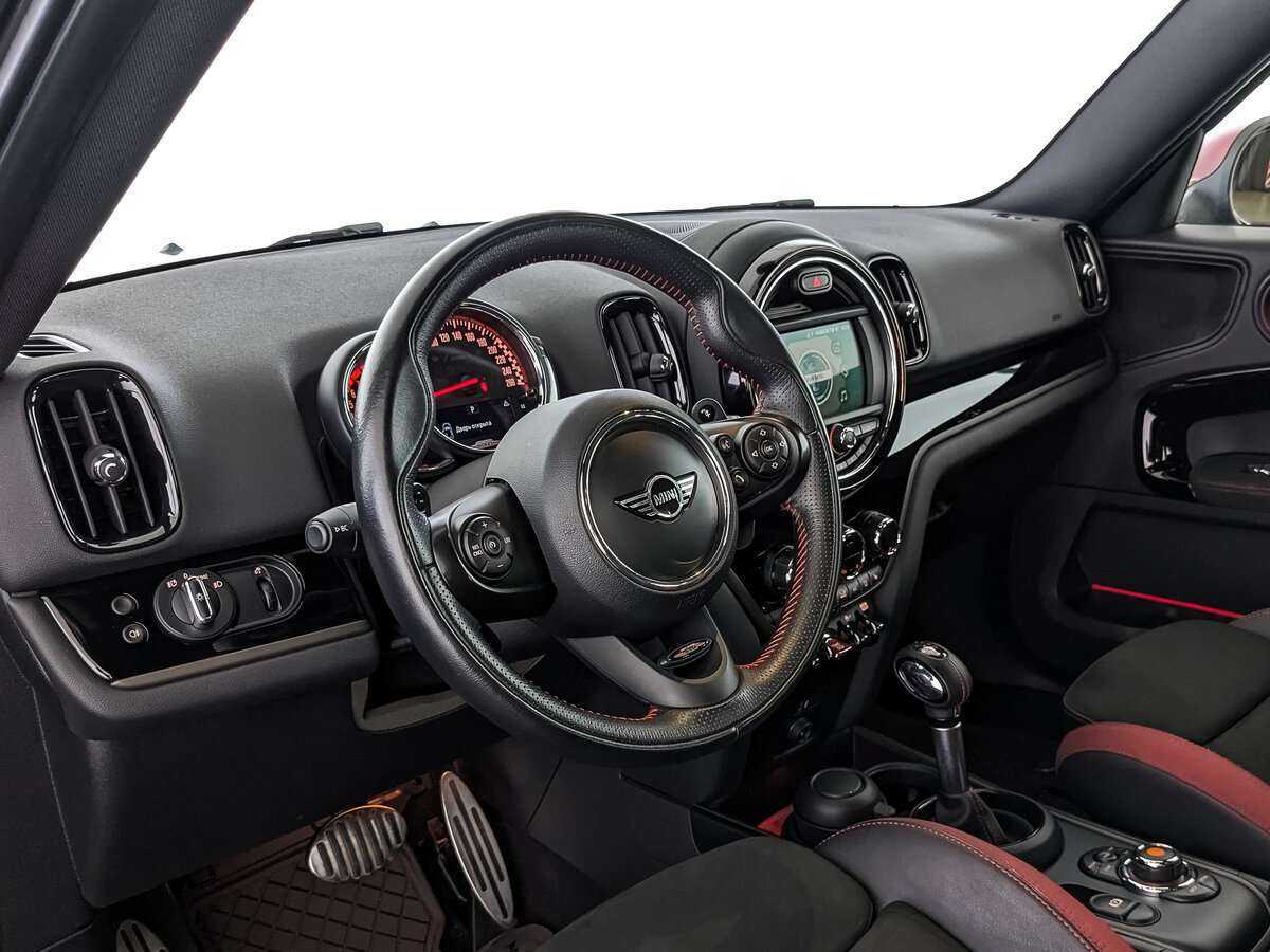 Mini Countryman с пробегом — 2018 год. Фото: #11