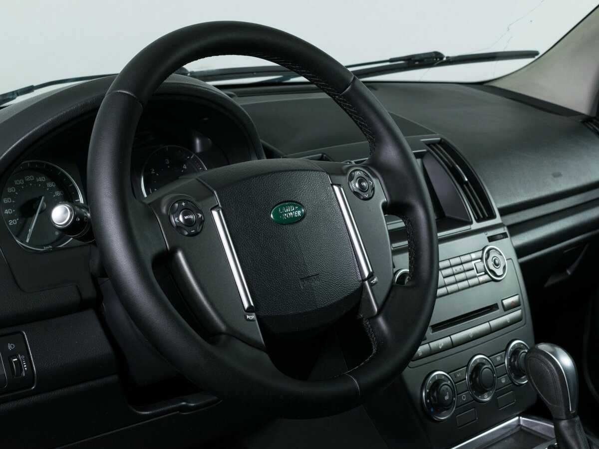 Land Rover Freelander с пробегом — 2013 год. Фото: #13