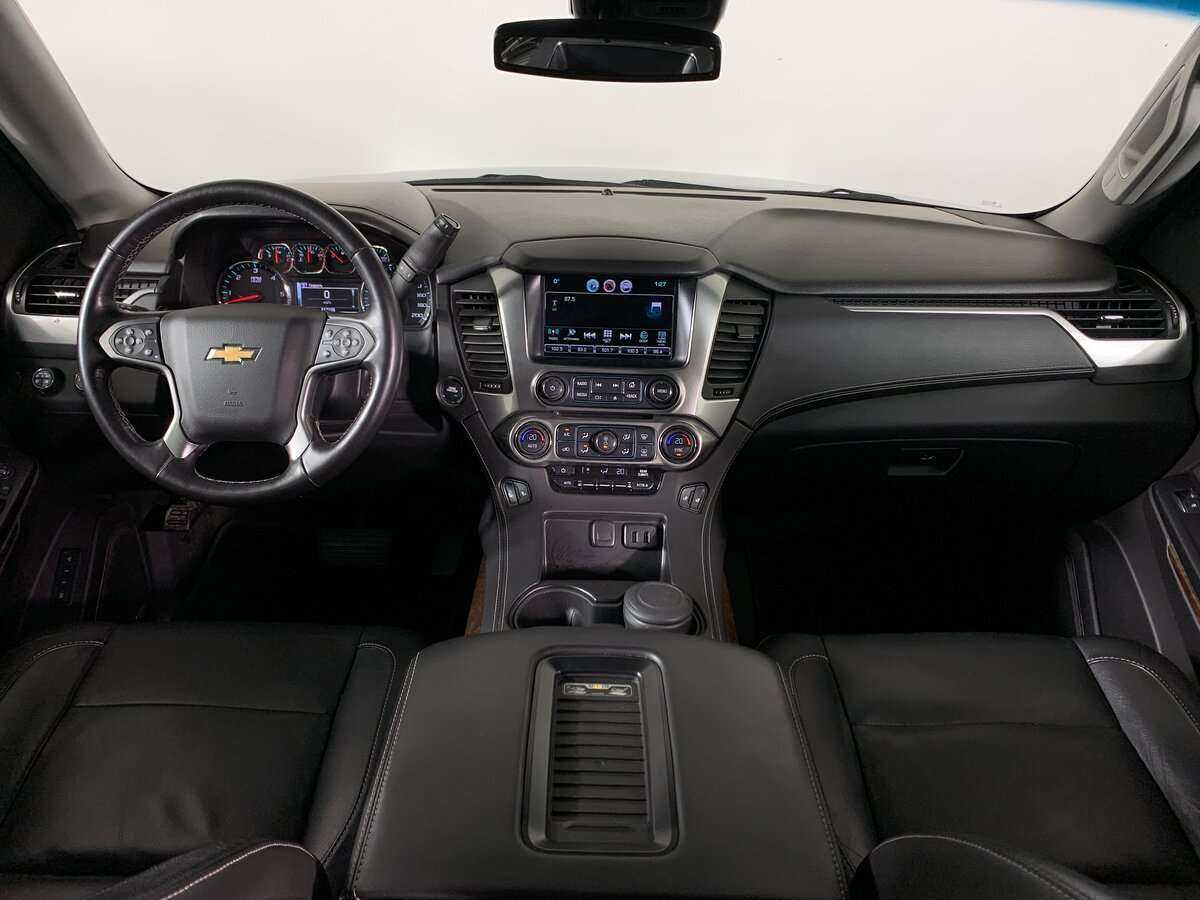 Chevrolet Tahoe с пробегом — 2016 год. Фото: #10