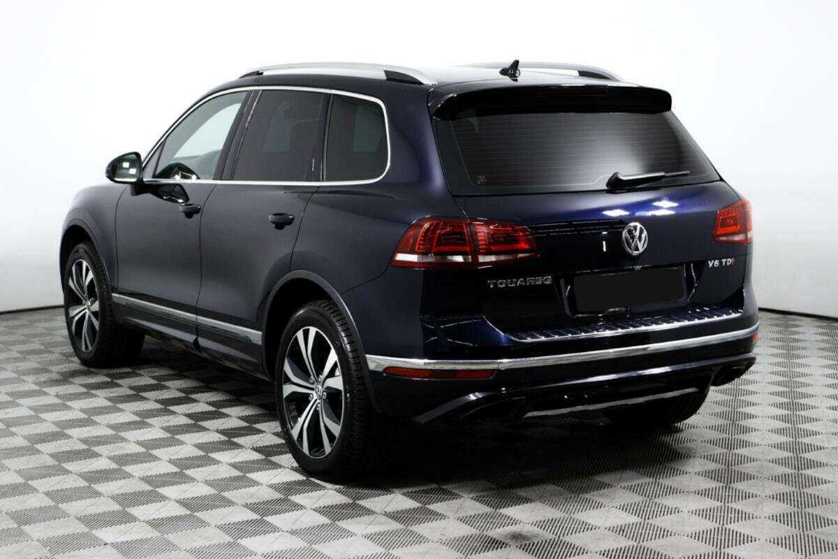 Volkswagen Touareg с пробегом — 2016 год. Фото: #6