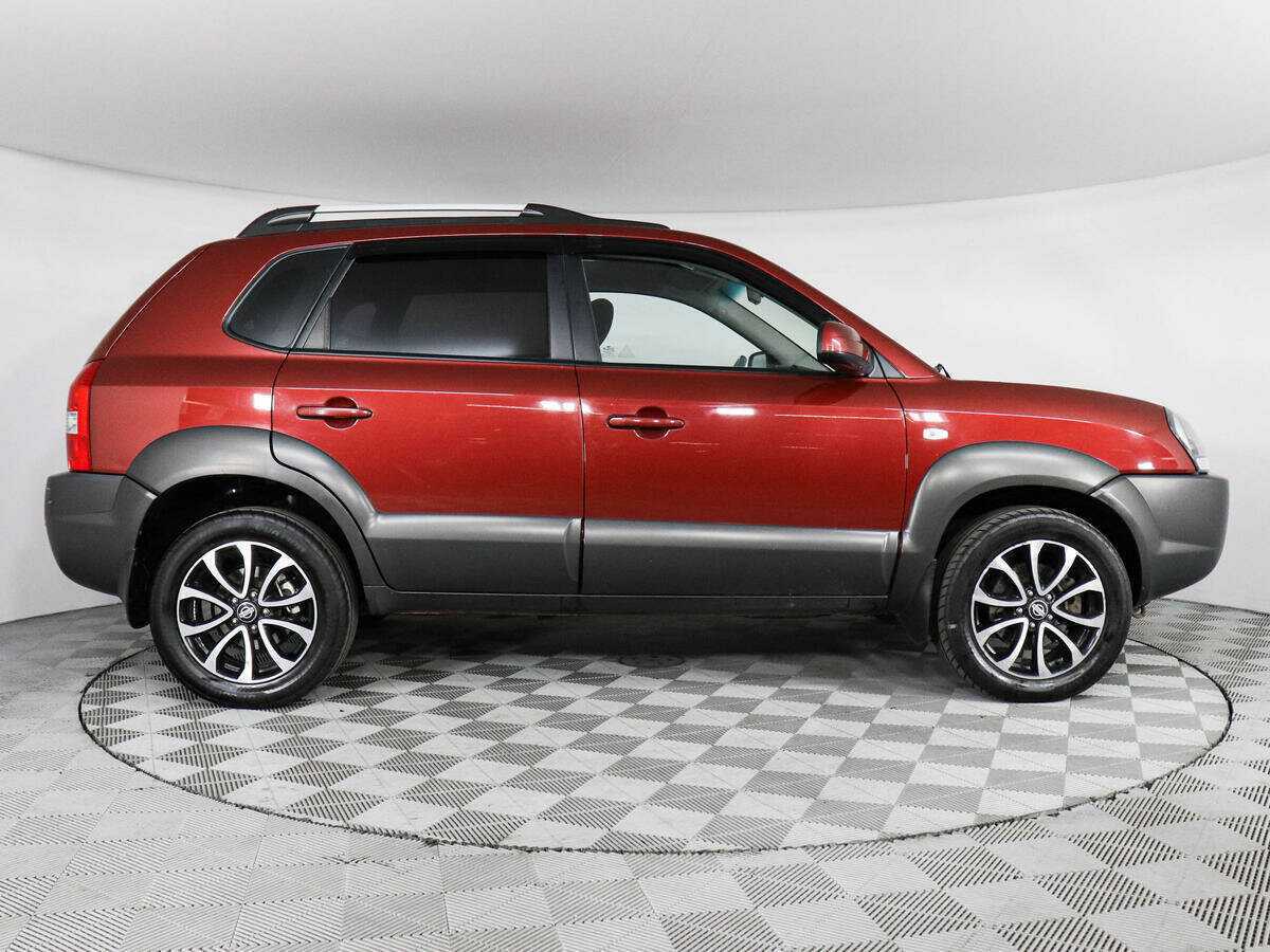 Hyundai Tucson с пробегом — 2008 год. Фото: #3