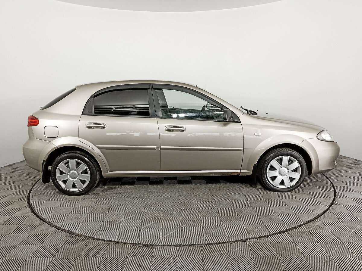 Chevrolet Lacetti с пробегом — 2008 год. Фото: #3