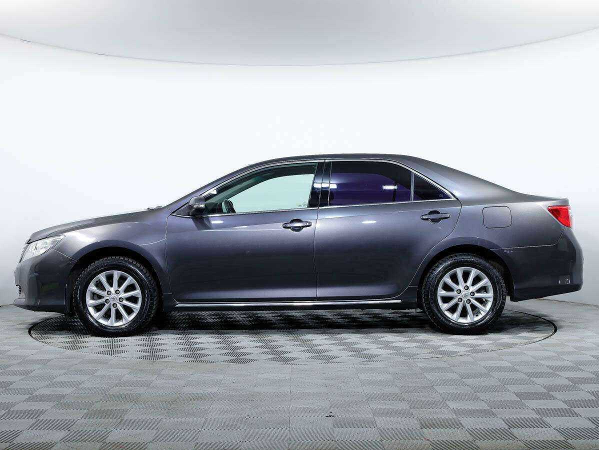 Toyota Camry с пробегом — 2013 год. Фото: #7