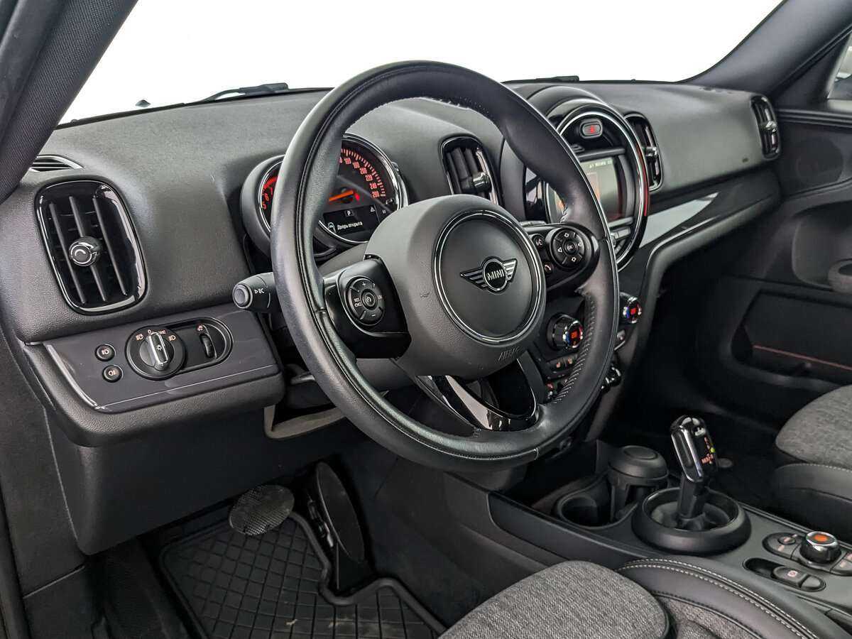 Mini Countryman с пробегом — 2020 год. Фото: #8