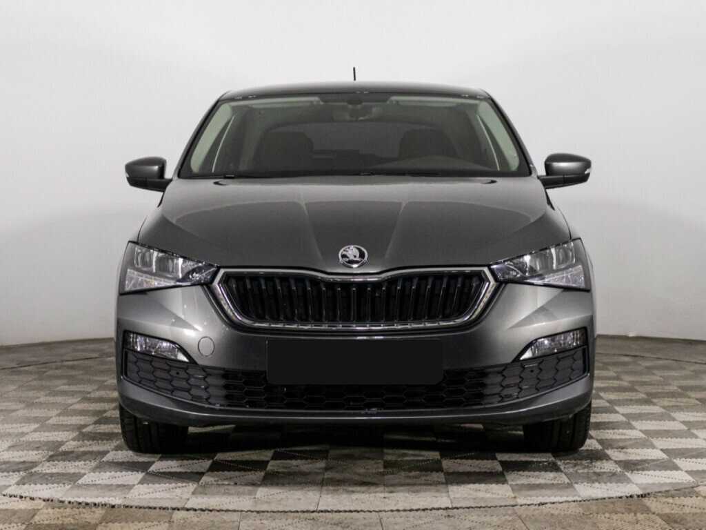 Skoda Rapid с пробегом — 2021 год. Фото: #1