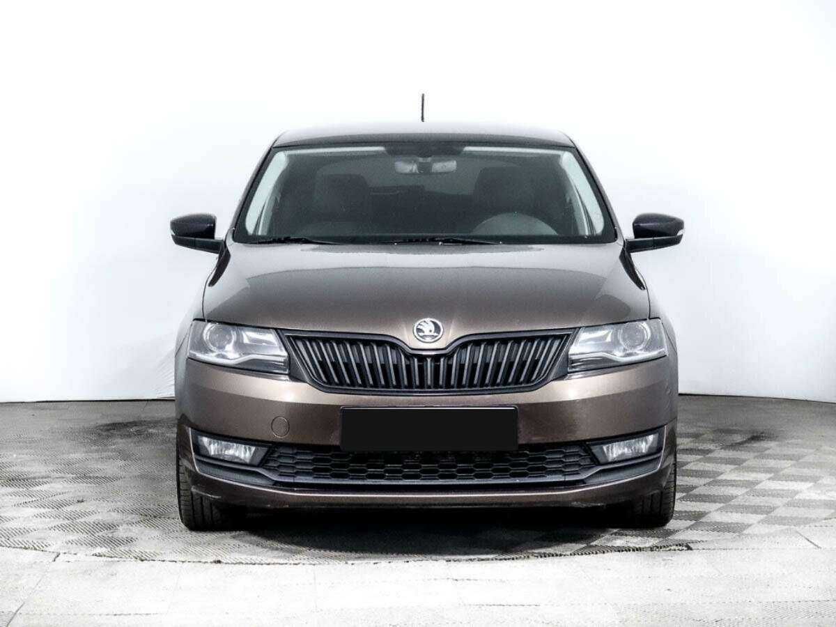 Skoda Rapid с пробегом — 2019 год. Фото: #1
