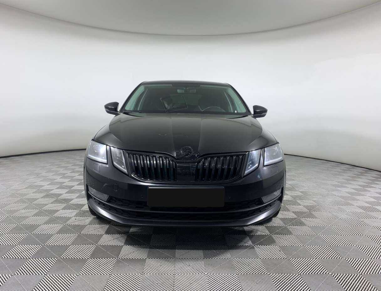 Skoda Octavia с пробегом — 2018 год. Фото: #1
