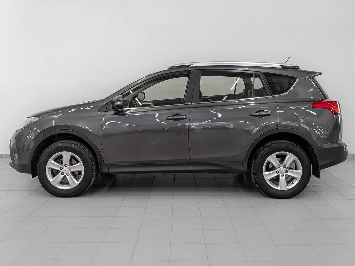 Toyota RAV4 с пробегом — 2014 год. Фото: #7