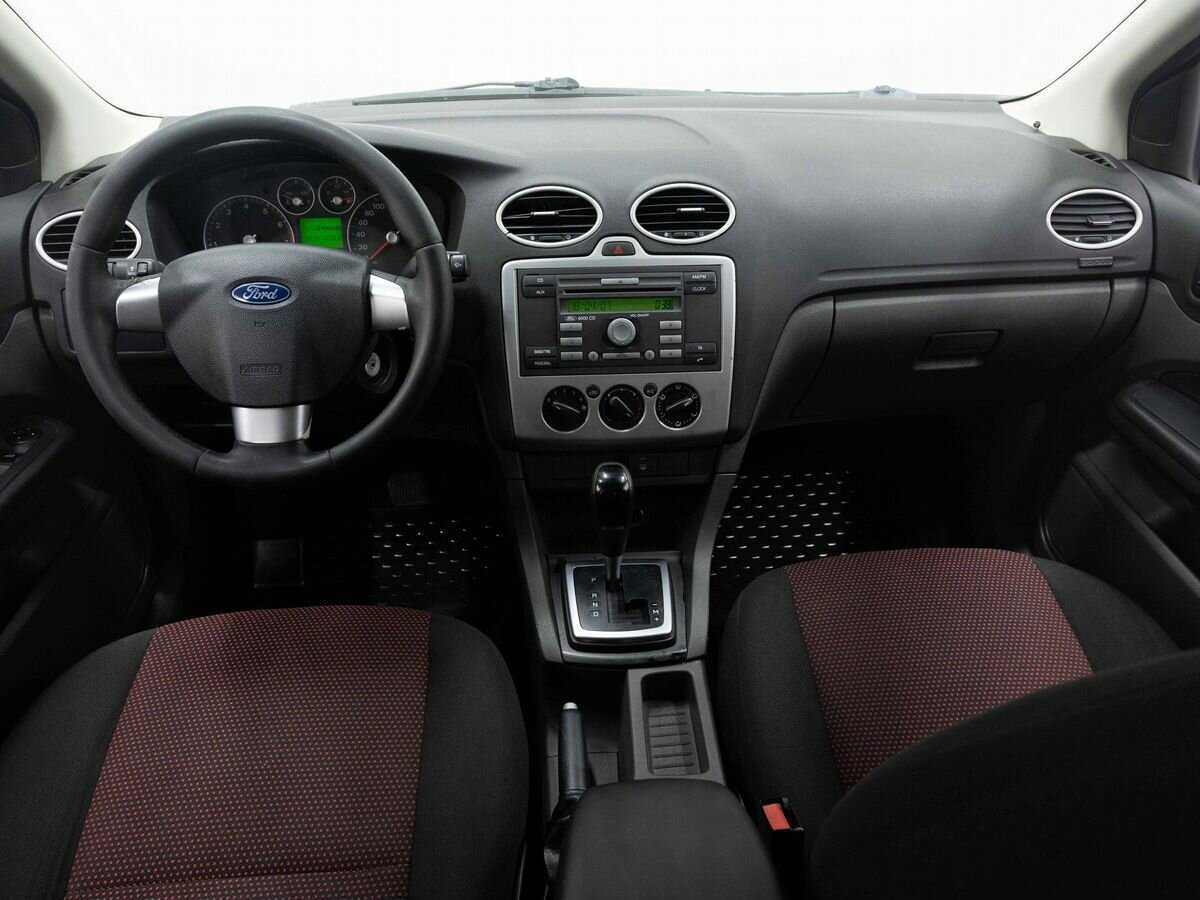 Ford Focus с пробегом — 2006 год. Фото: #13
