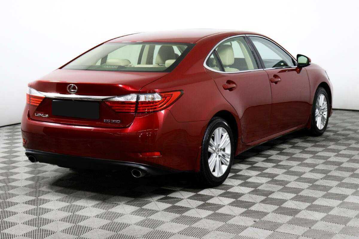 Lexus ES с пробегом — 2013 год. Фото: #4