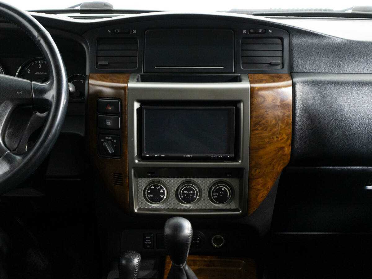 Nissan Patrol с пробегом — 2008 год. Фото: #11